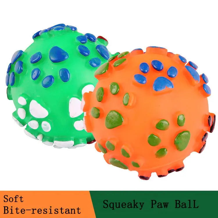 Squeaky - Ball with Paw Engraved Nannan